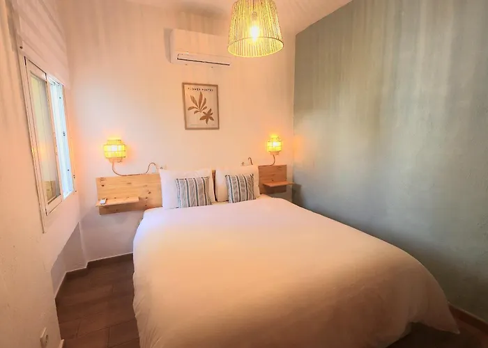 Authentic Spanish House With Terrace 10Min Beach Walk